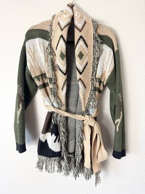 Aztec Cowgirl Tribal Western Bull Cardigan Sweater Size Medium
